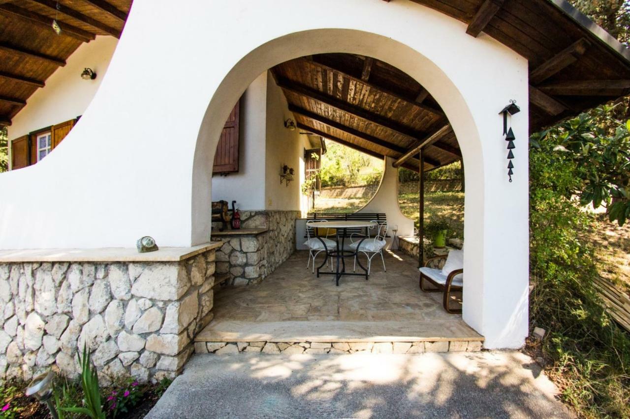 La Dimora Del Cuore Villa ซุลโมนา ภายนอก รูปภาพ