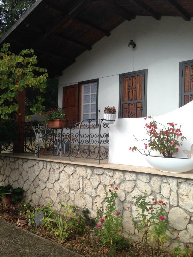 La Dimora Del Cuore Villa ซุลโมนา ภายนอก รูปภาพ
